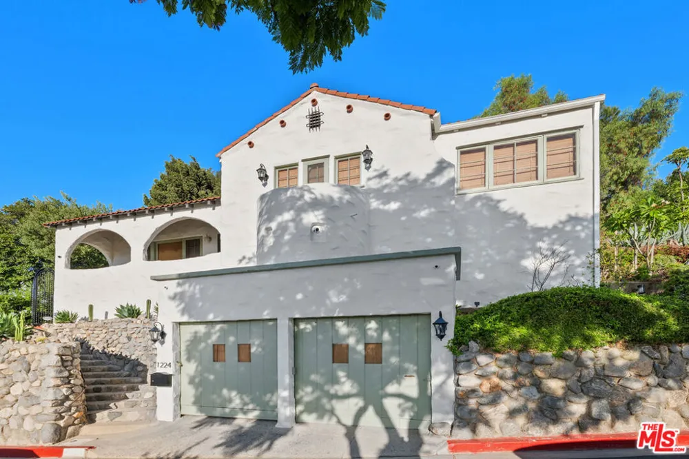 1224 Oberlin Drive Glendale, CA 91205