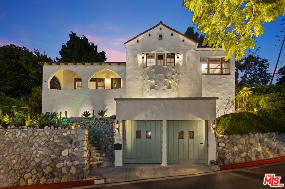 1224 Oberlin Drive Glendale, CA 91205