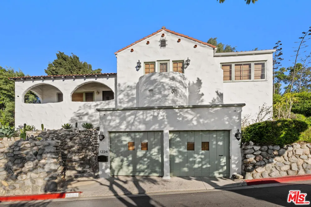 1224 Oberlin Drive Glendale, CA 91205