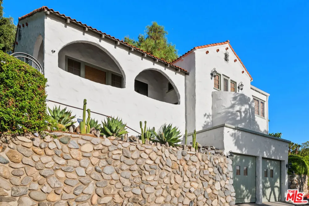 1224 Oberlin Drive Glendale, CA 91205