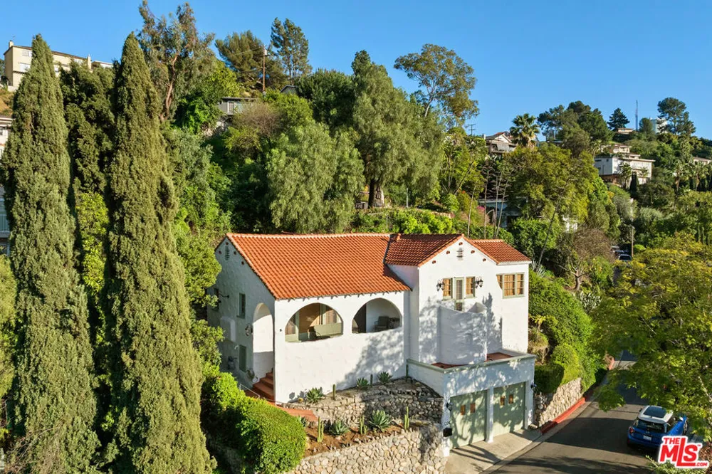 1224 Oberlin Drive Glendale, CA 91205