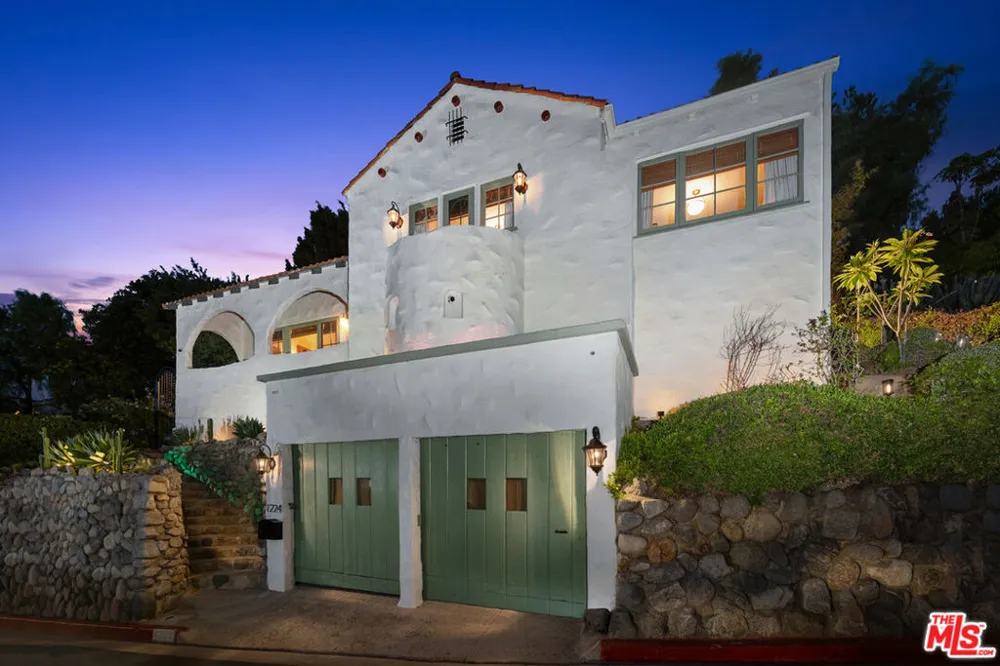 1224 Oberlin Drive Glendale, CA 91205