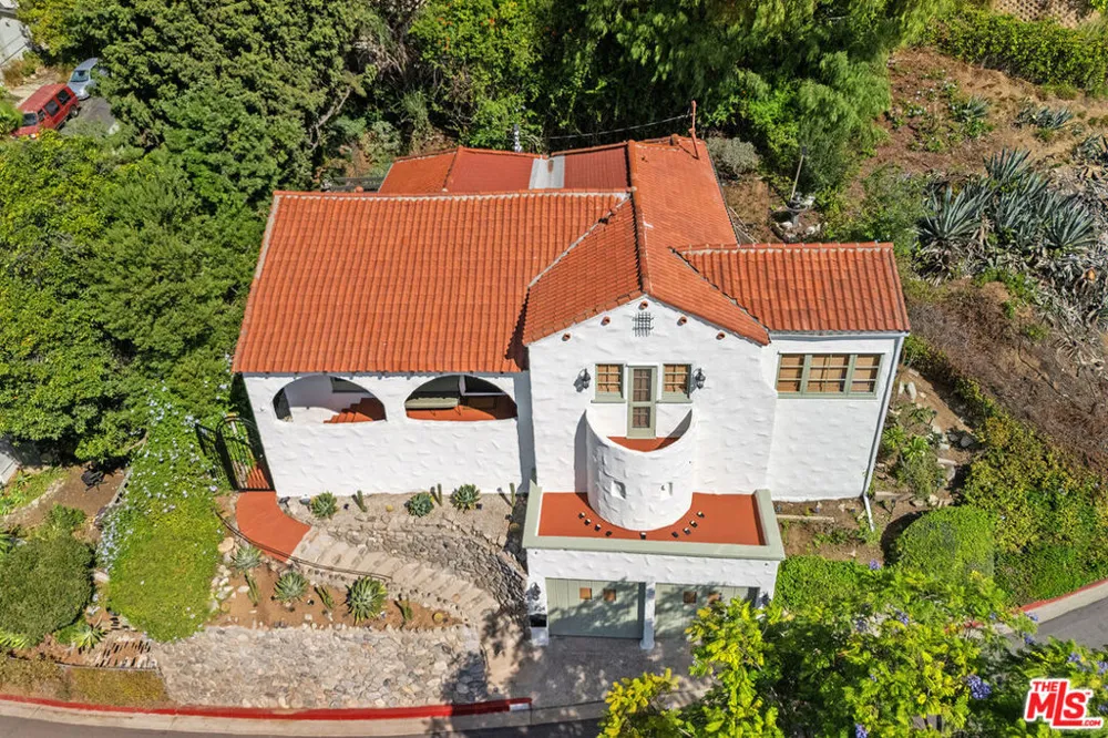 1224 Oberlin Drive Glendale, CA 91205