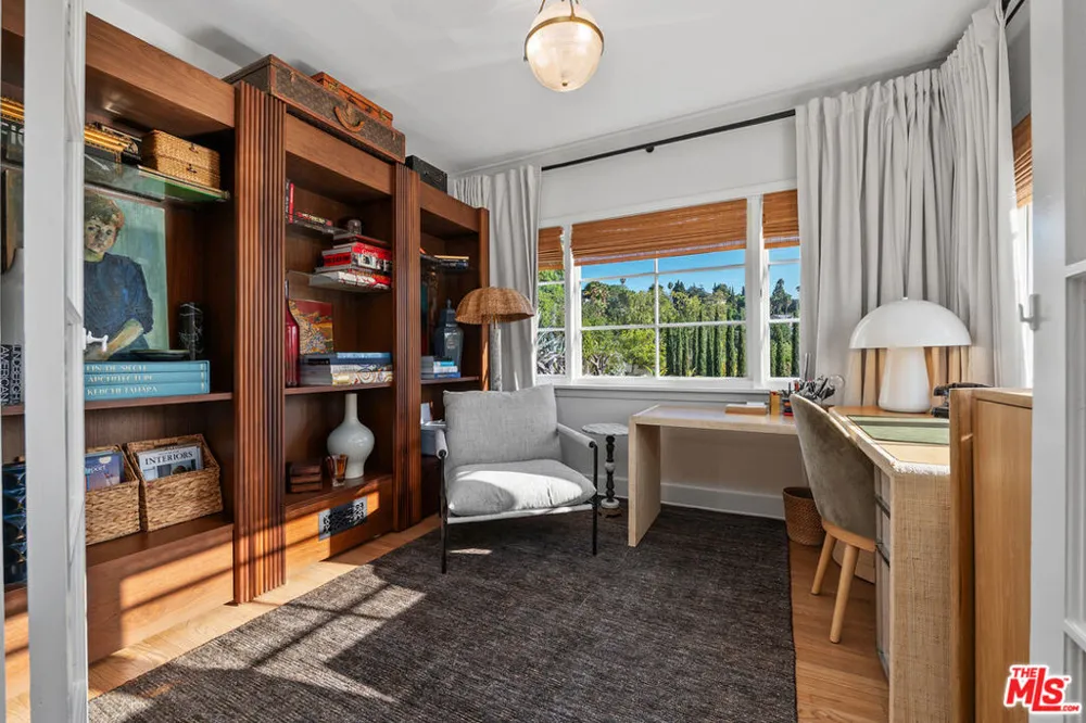 1224 Oberlin Drive Glendale, CA 91205