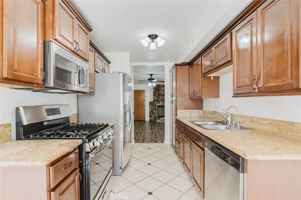 13825 Beaver Street #32 Sylmar, CA 91342