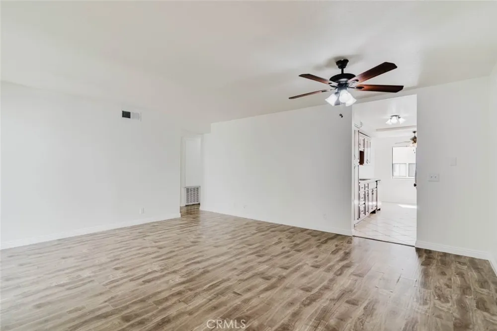 13825 Beaver Street #32 Sylmar, CA 91342