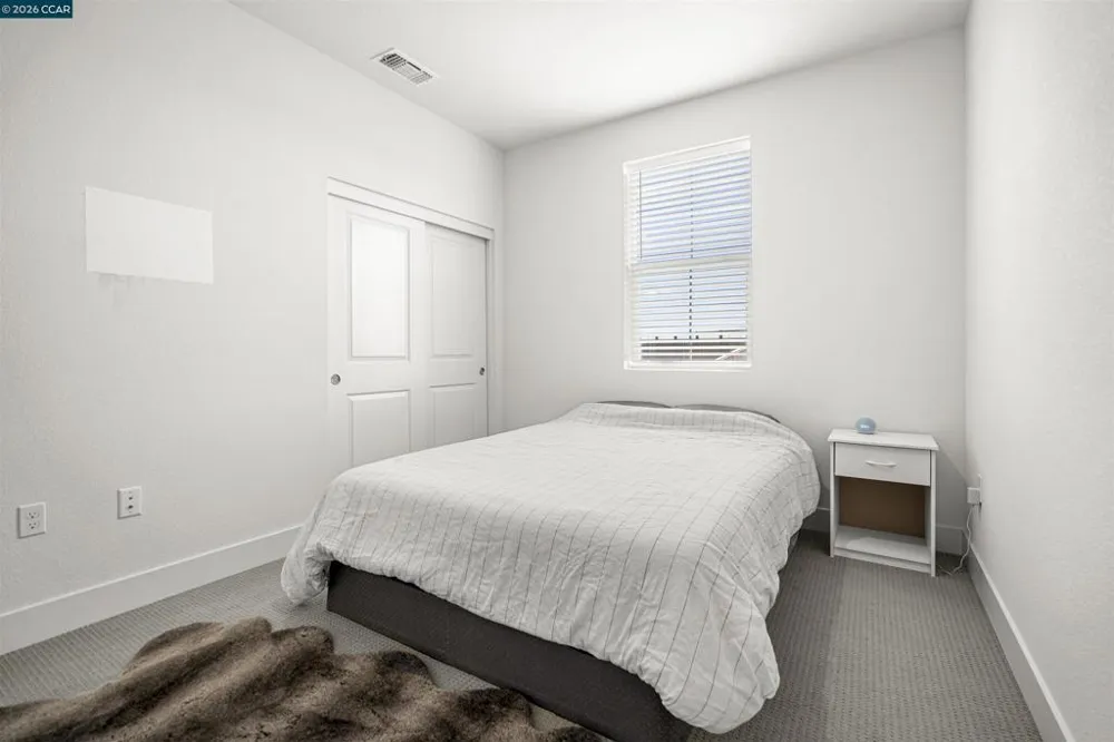 2214 Daimler St Lathrop, CA 95330