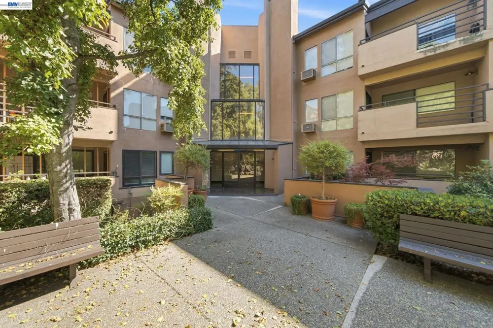 39199 Guardino Dr #372 Fremont, CA 94538