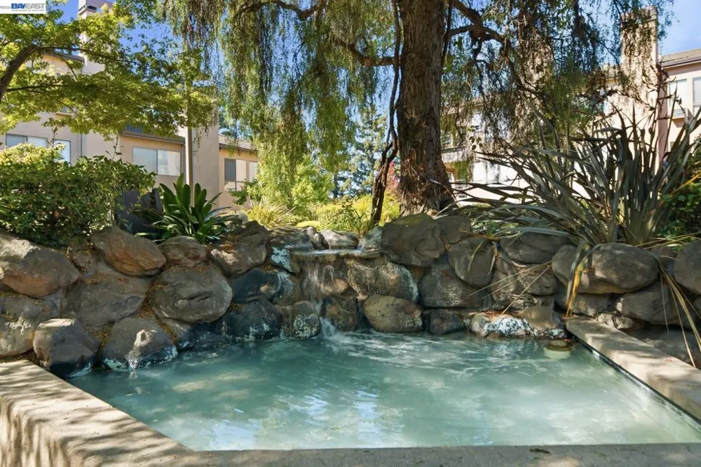 39199 Guardino Dr #372 Fremont, CA 94538