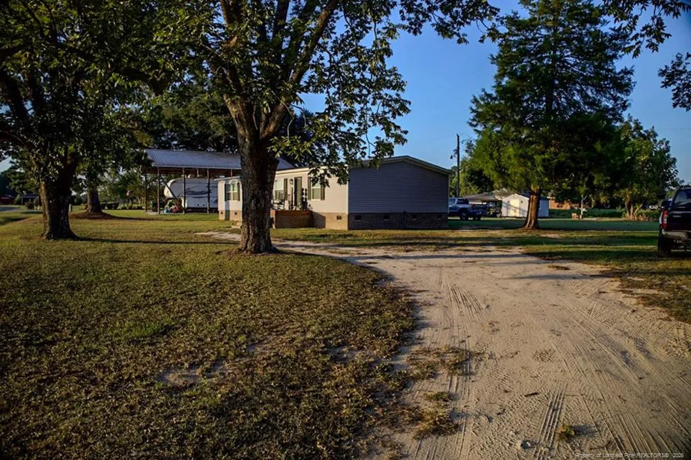 1227 McLean Road Lumberton, NC 28358