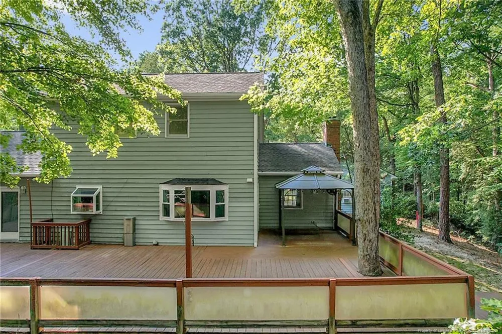 305 Oates Drive Fayetteville, NC 28311