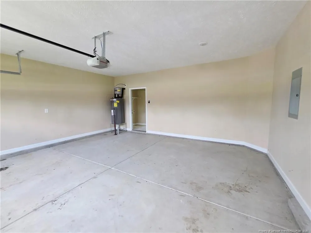 5524 Tolarsville Road St. Pauls, NC 28384