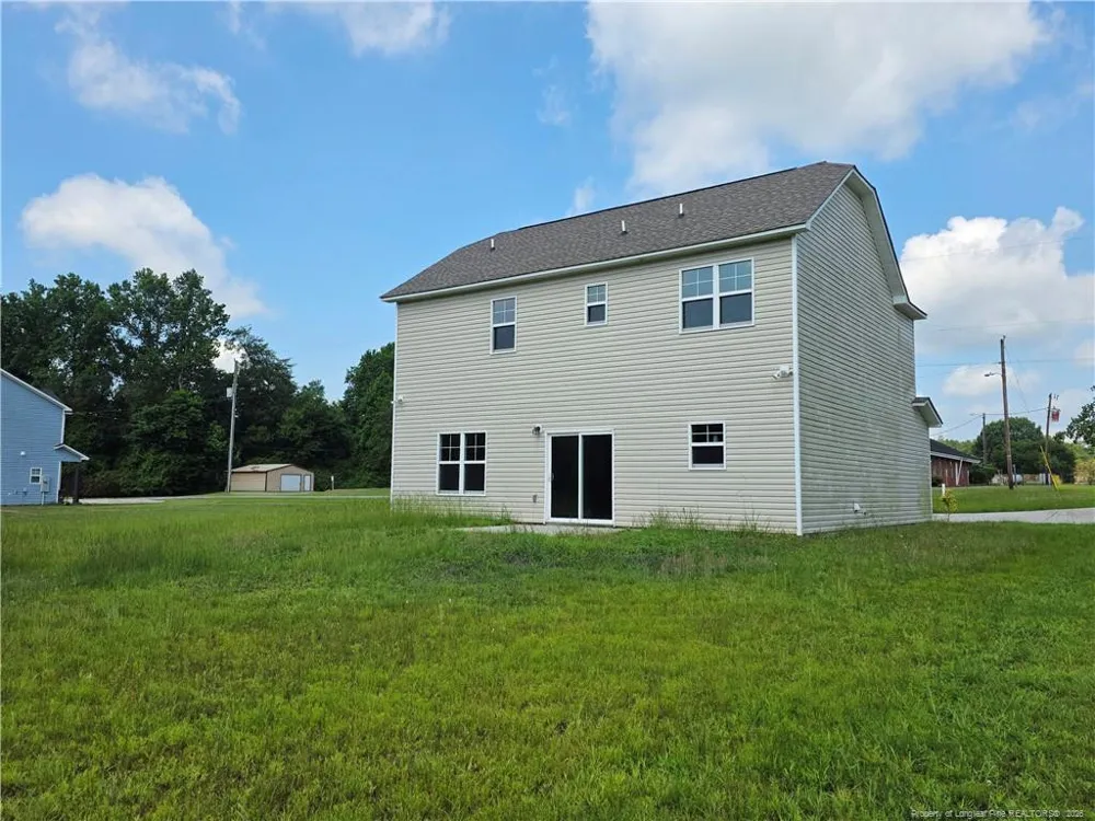5524 Tolarsville Road St. Pauls, NC 28384