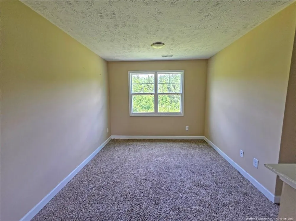 5524 Tolarsville Road St. Pauls, NC 28384