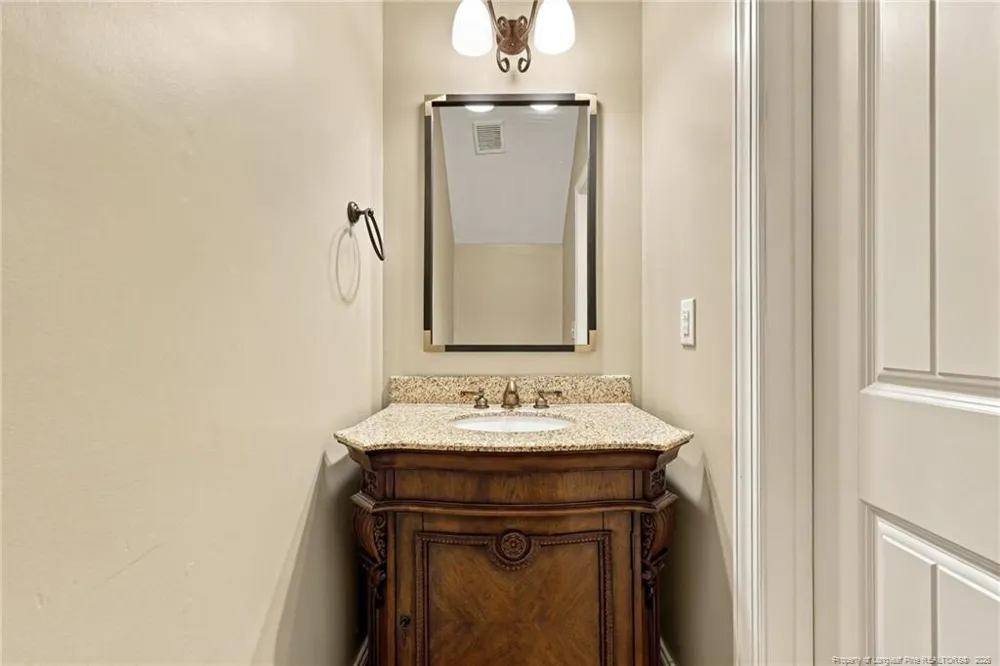39 Walnut Grove Drive Bunnlevel, NC 28323