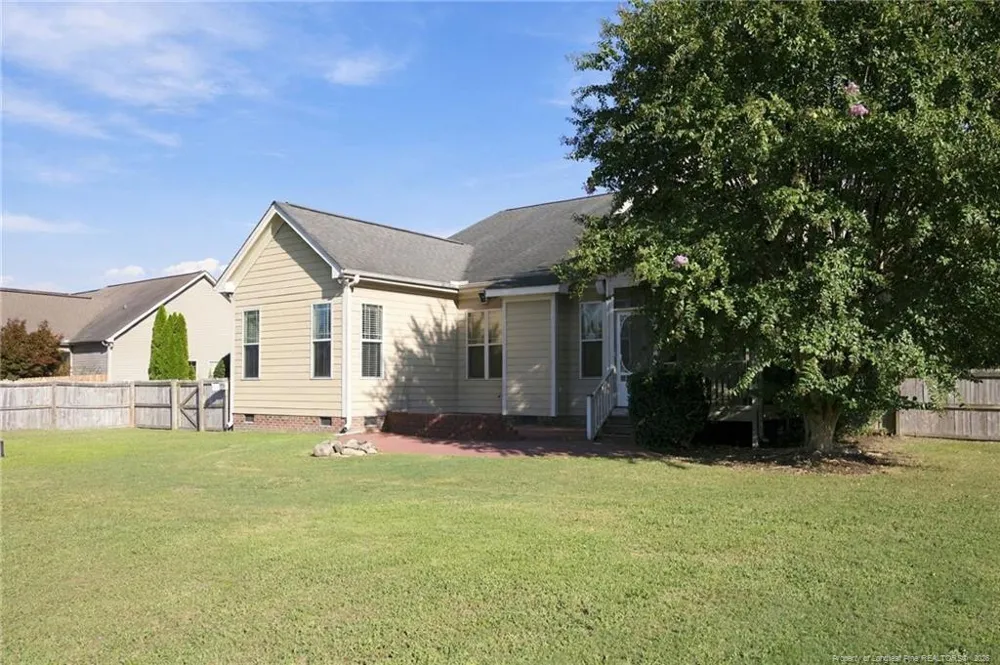 39 Walnut Grove Drive Bunnlevel, NC 28323