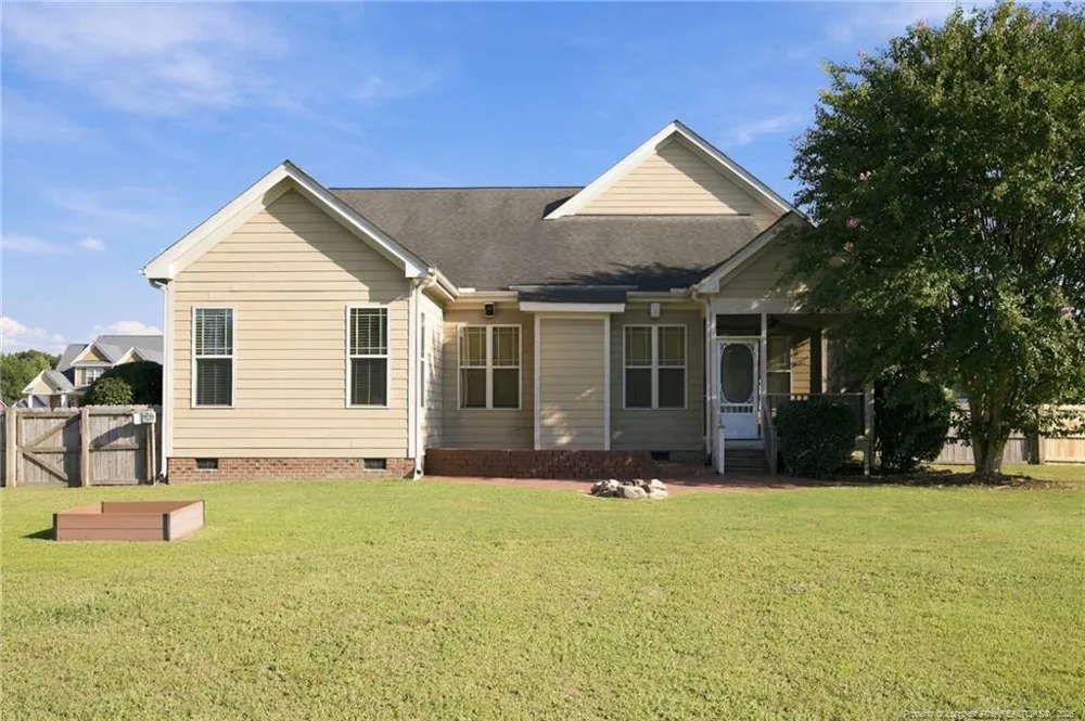 39 Walnut Grove Drive Bunnlevel, NC 28323