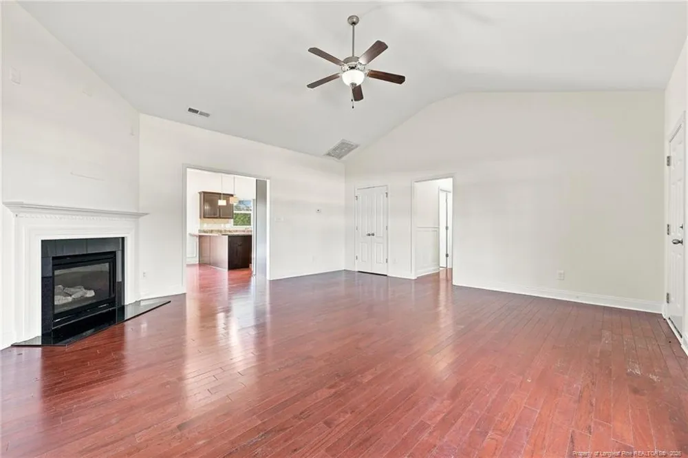 634 Collinwood Drive Raeford, NC 28376