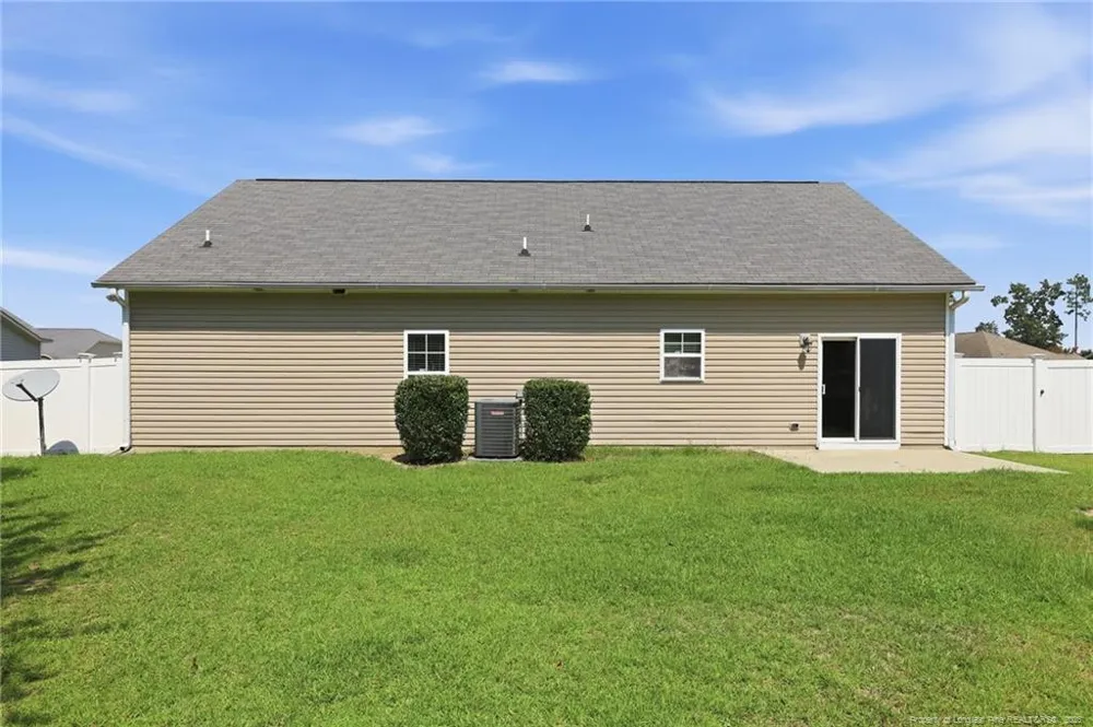 634 Collinwood Drive Raeford, NC 28376