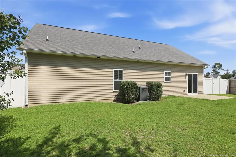 634 Collinwood Drive Raeford, NC 28376