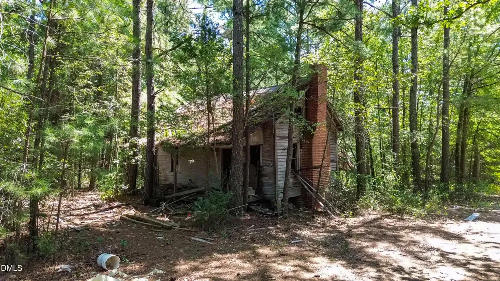 138 Lakeside Drive Chapel Hill, NC 27517