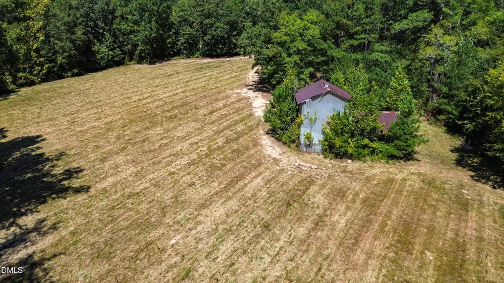 138 Lakeside Drive Chapel Hill, NC 27517