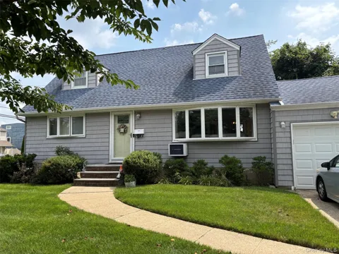 8 Summit Drive