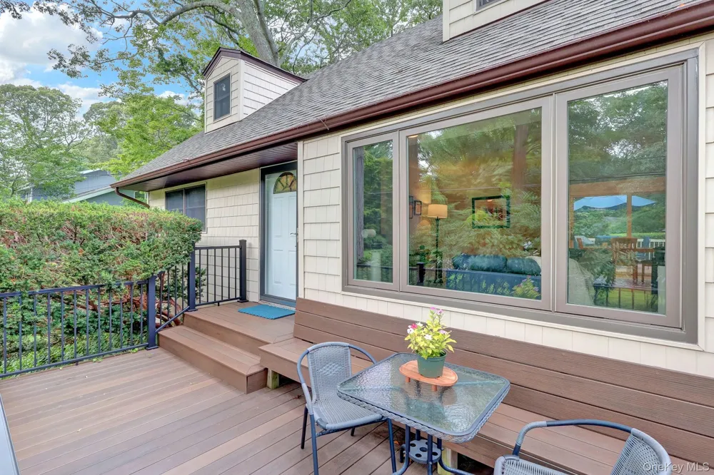 43 Huyler Court Setauket, NY 11733