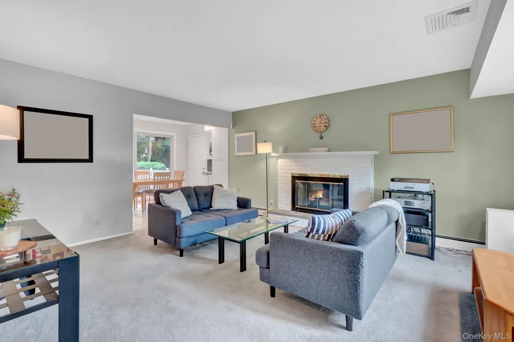 43 Huyler Court Setauket, NY 11733