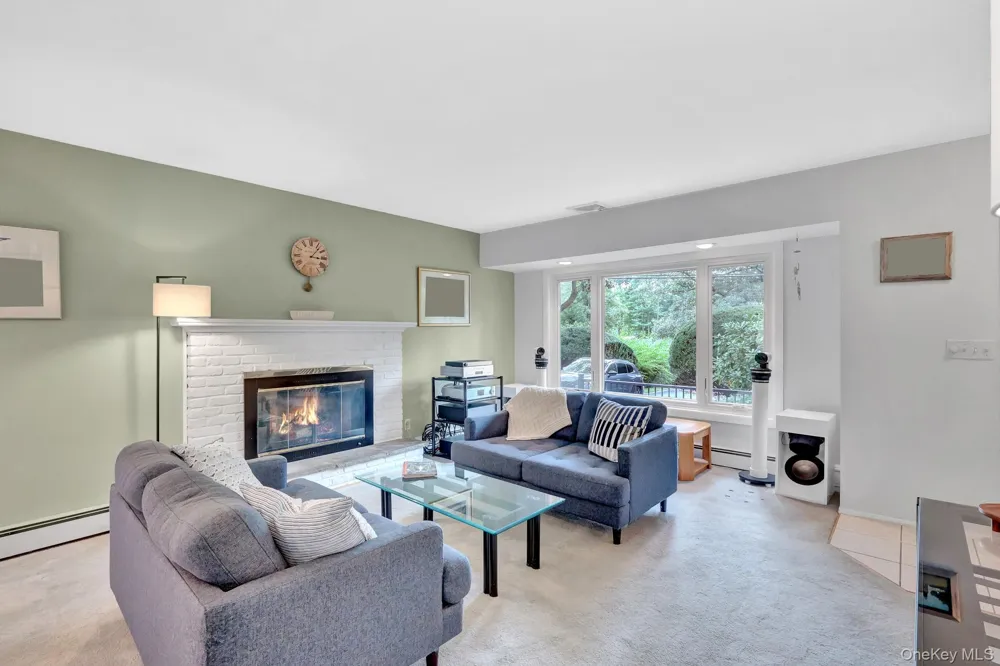 43 Huyler Court Setauket, NY 11733