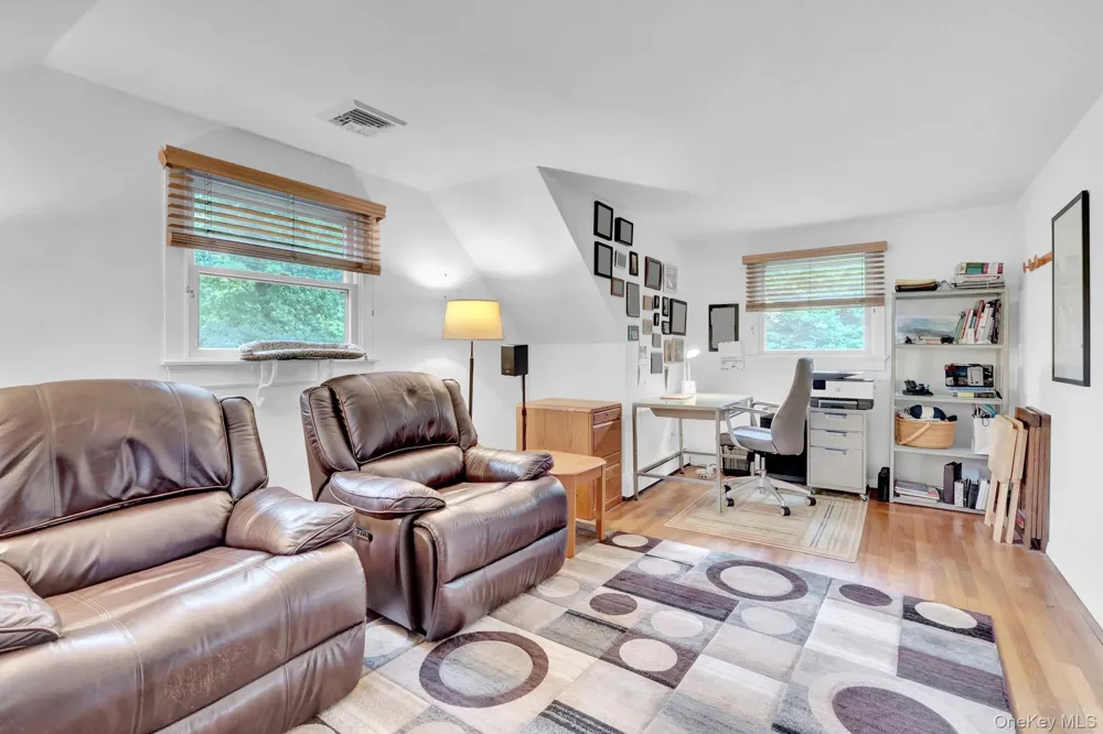 43 Huyler Court Setauket, NY 11733