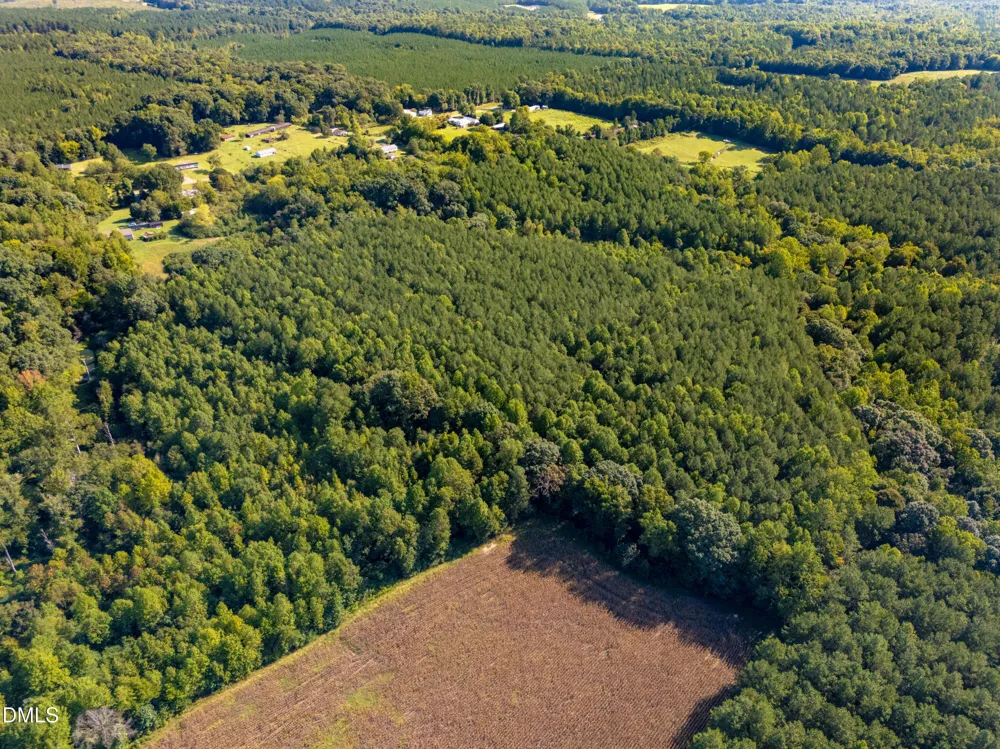 2643 Roberts Chapel Road Goldston, NC 27252