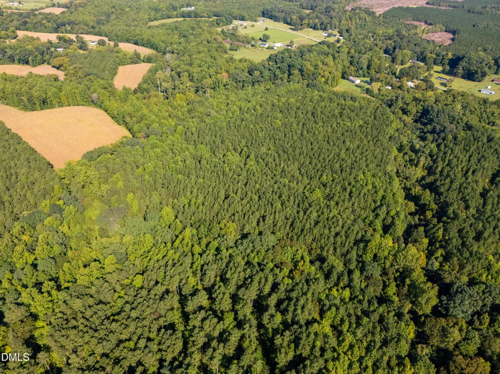 2643 Roberts Chapel Road Goldston, NC 27252