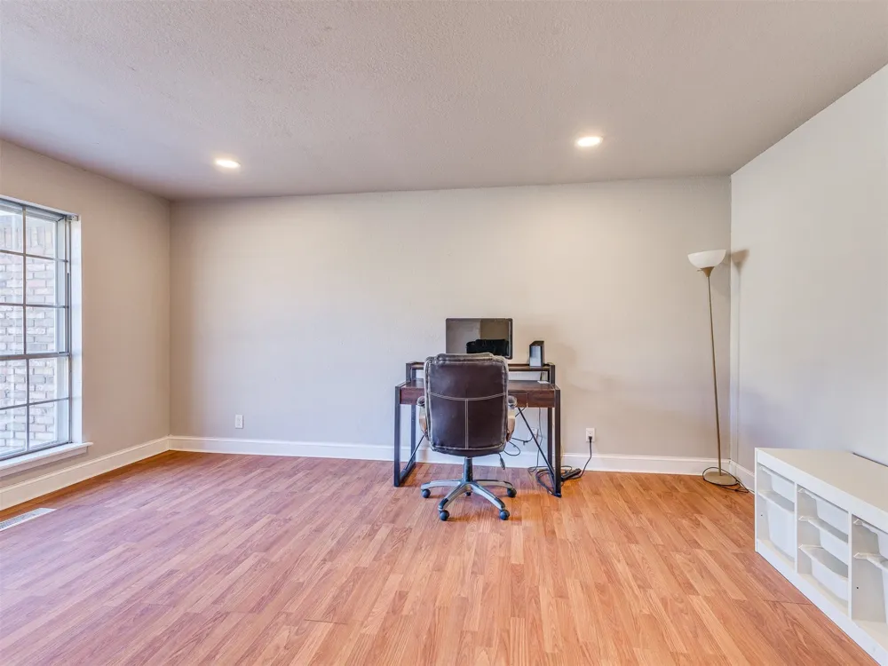 1105 W Delmar Street Broken Arrow, OK 74012
