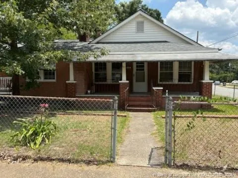 911 Henderson Avenue Fayetteville, NC 28301