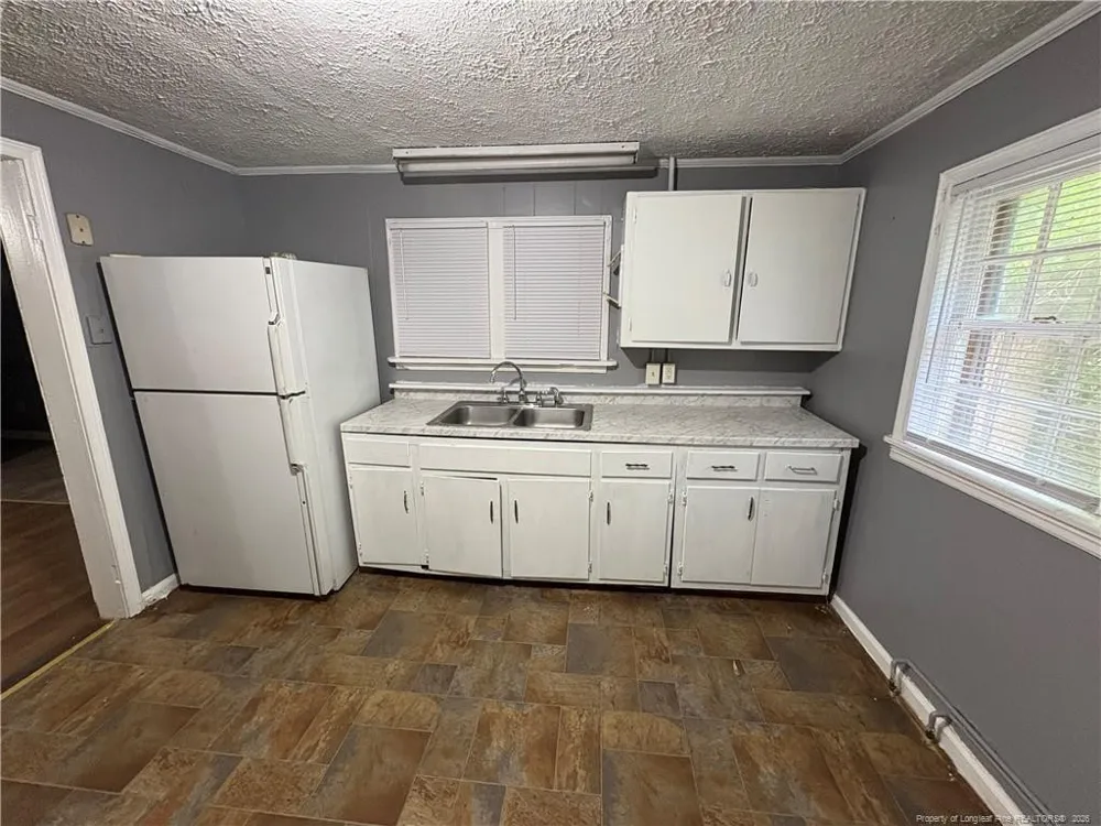 911 Henderson Avenue Fayetteville, NC 28301