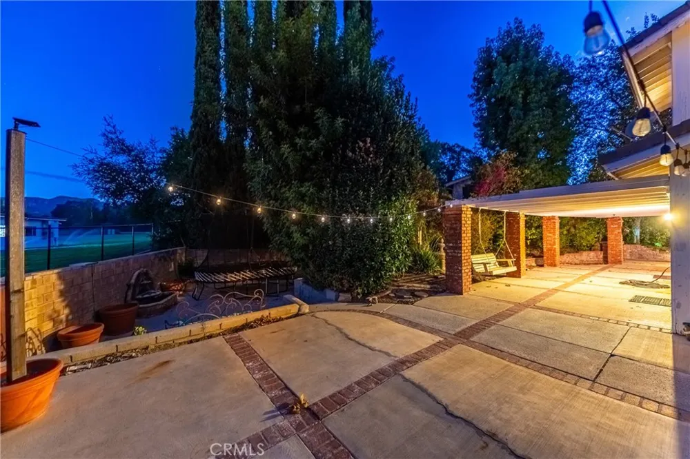 2284 Silver Spring Westlake Village, CA 91361
