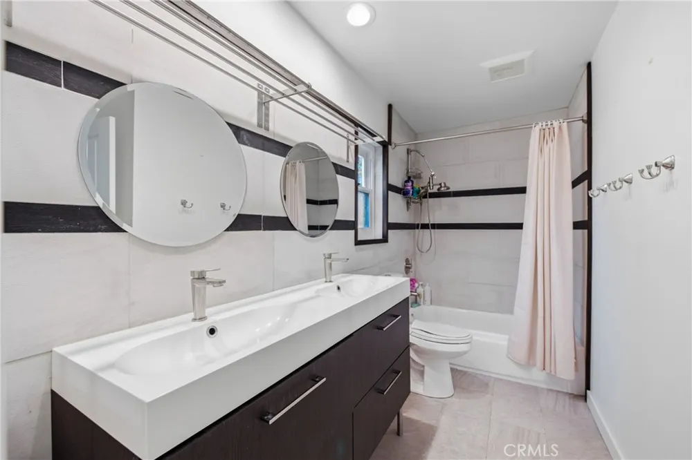 2284 Silver Spring Westlake Village, CA 91361