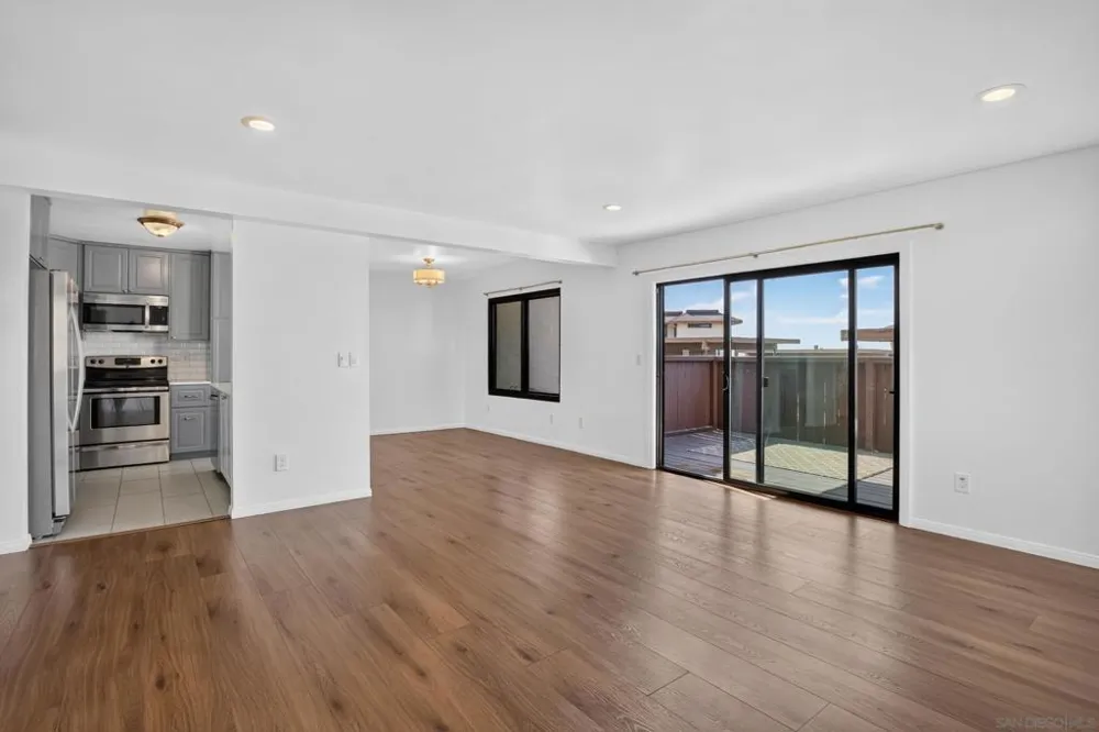3837 Leland San Diego, CA 92106