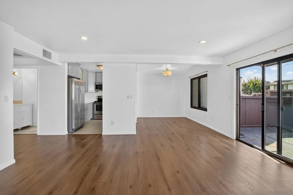 3837 Leland San Diego, CA 92106
