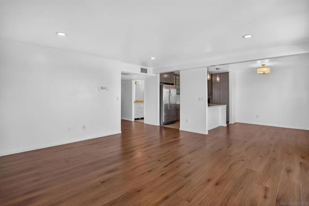 3837 Leland San Diego, CA 92106