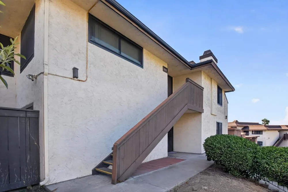 3837 Leland San Diego, CA 92106
