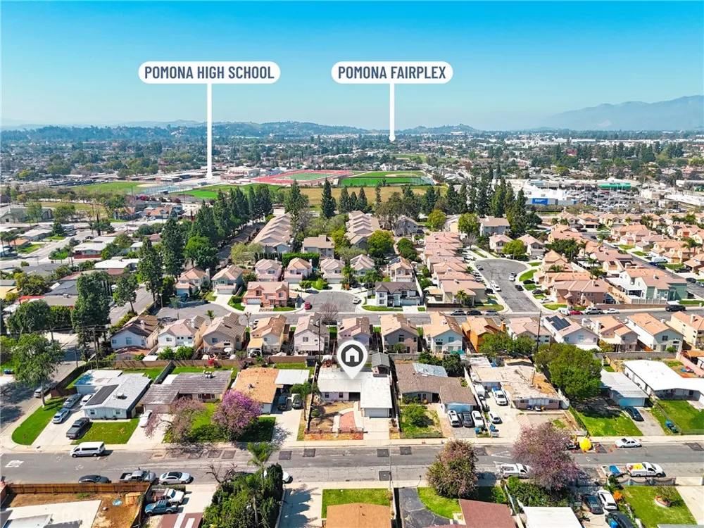 2415 Merrywood Pomona, CA 91767