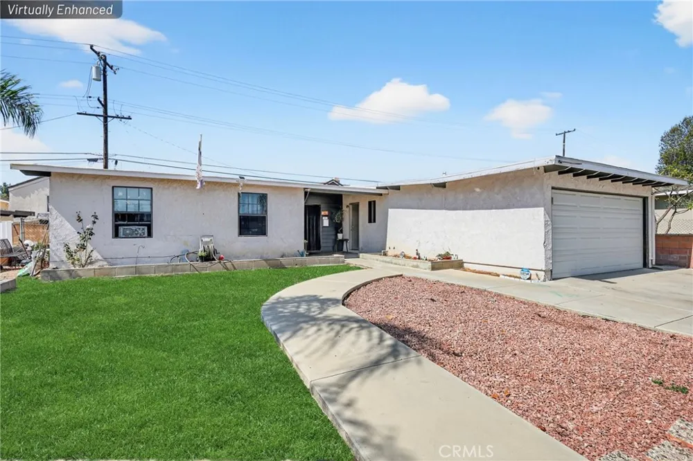 2415 Merrywood Pomona, CA 91767