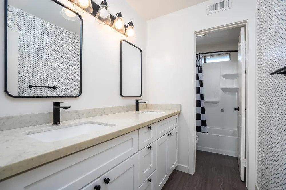 416 SUMMERHILL TER Alpine, CA 91901