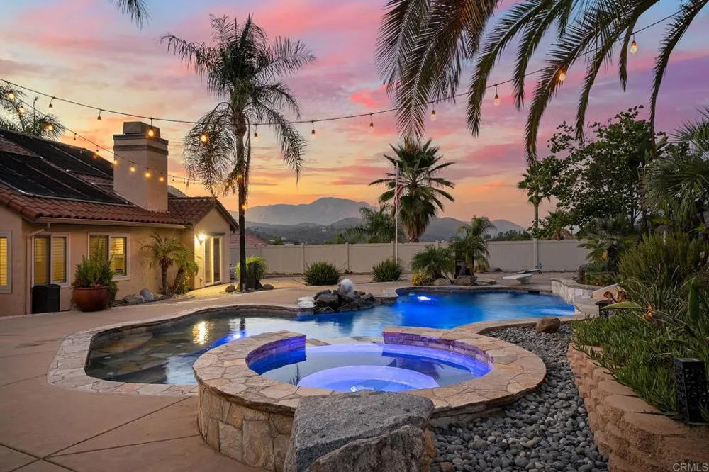 416 SUMMERHILL TER Alpine, CA 91901