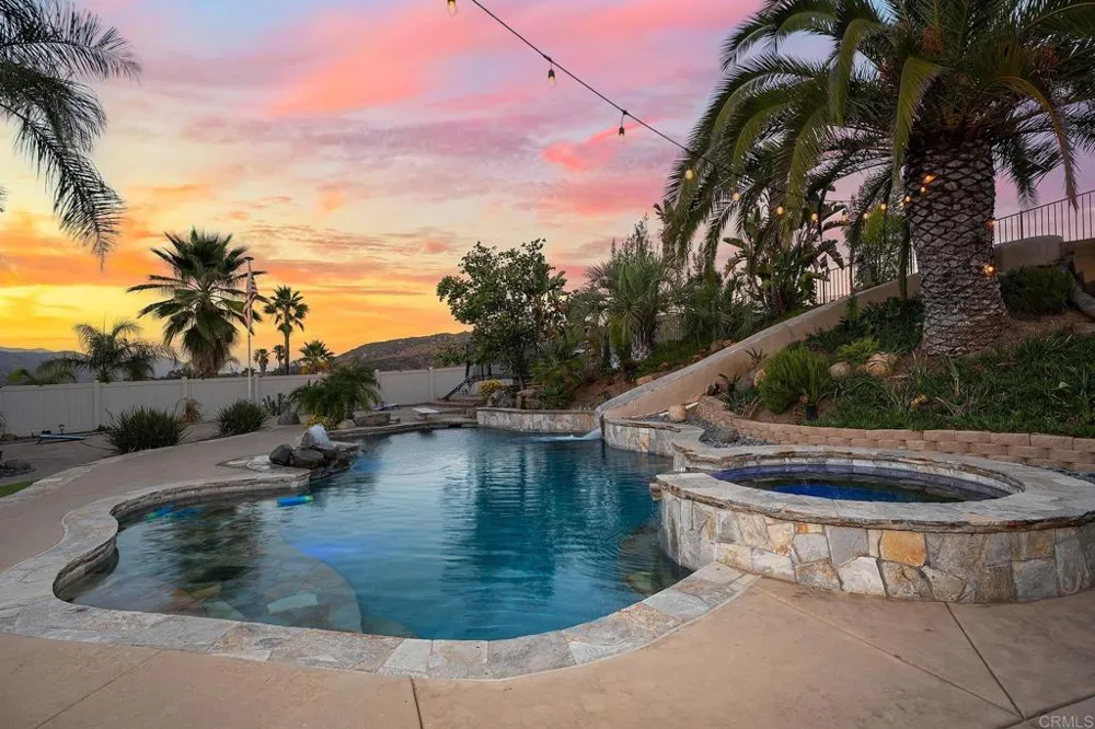 416 SUMMERHILL TER Alpine, CA 91901