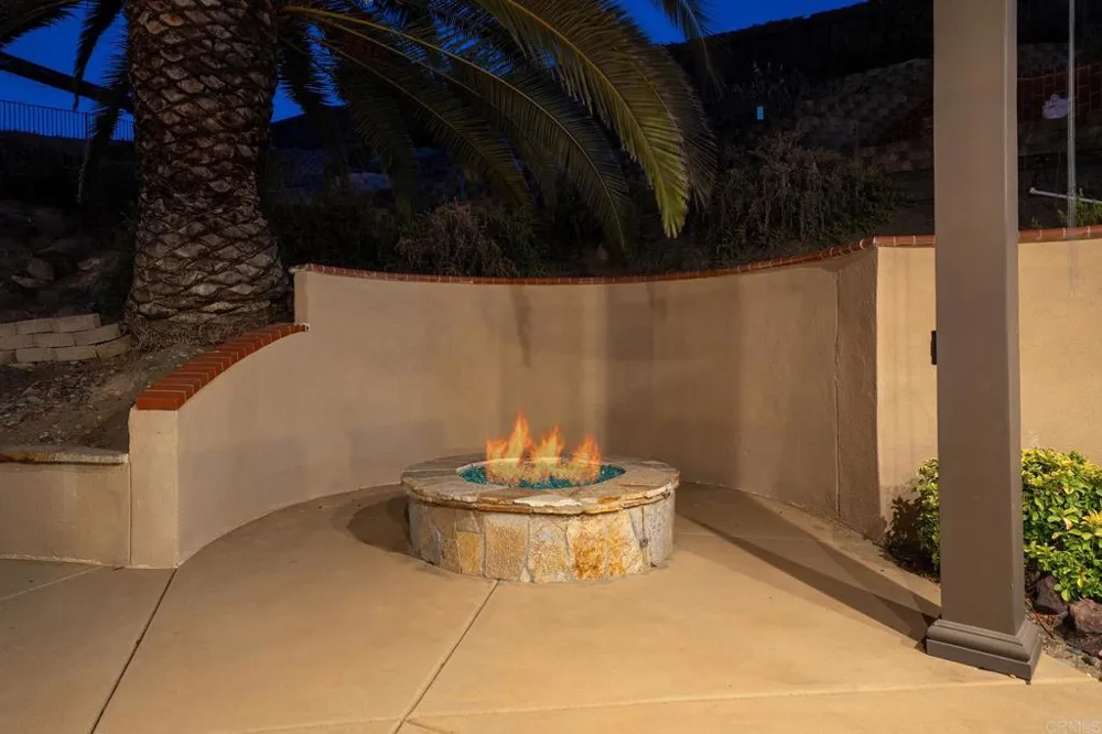 416 SUMMERHILL TER Alpine, CA 91901
