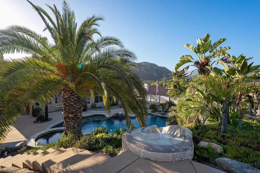 416 SUMMERHILL TER Alpine, CA 91901