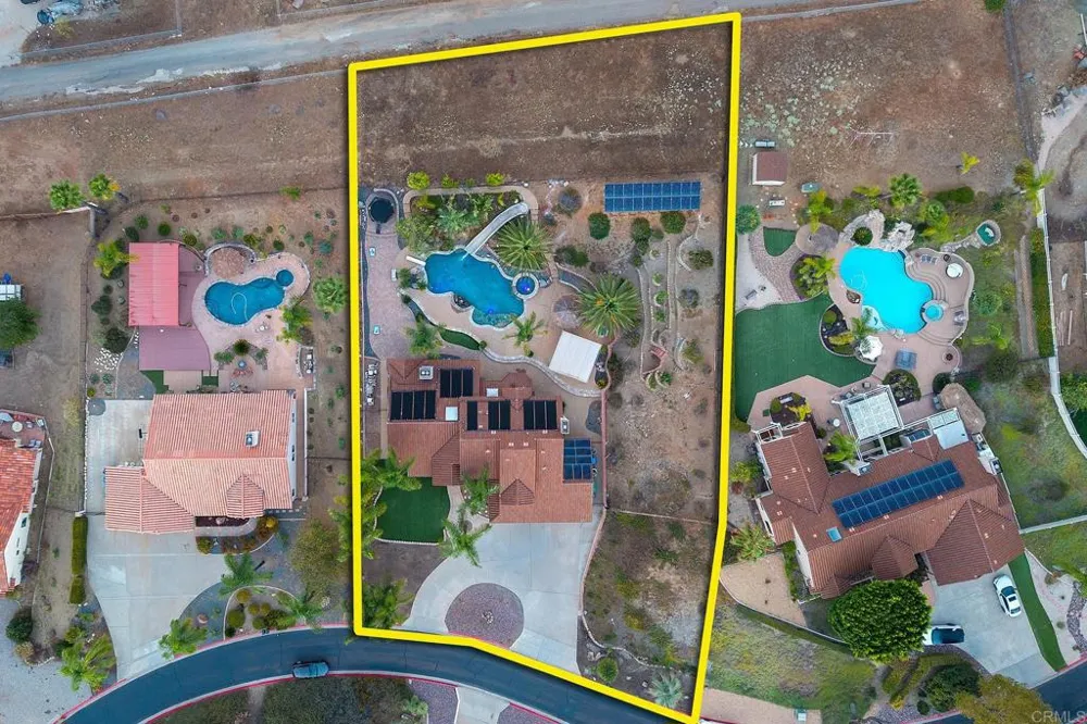 416 SUMMERHILL TER Alpine, CA 91901